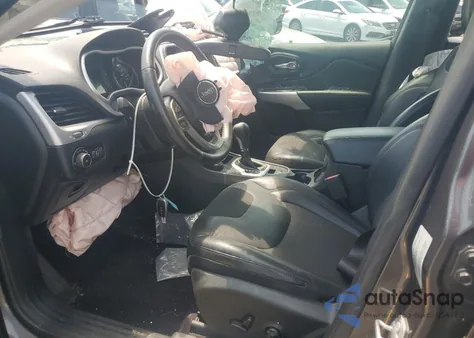 2018 Jeep Cherokee Latitude Plus из США, поврежденный, VIN 1C4PJMLB2JD520937